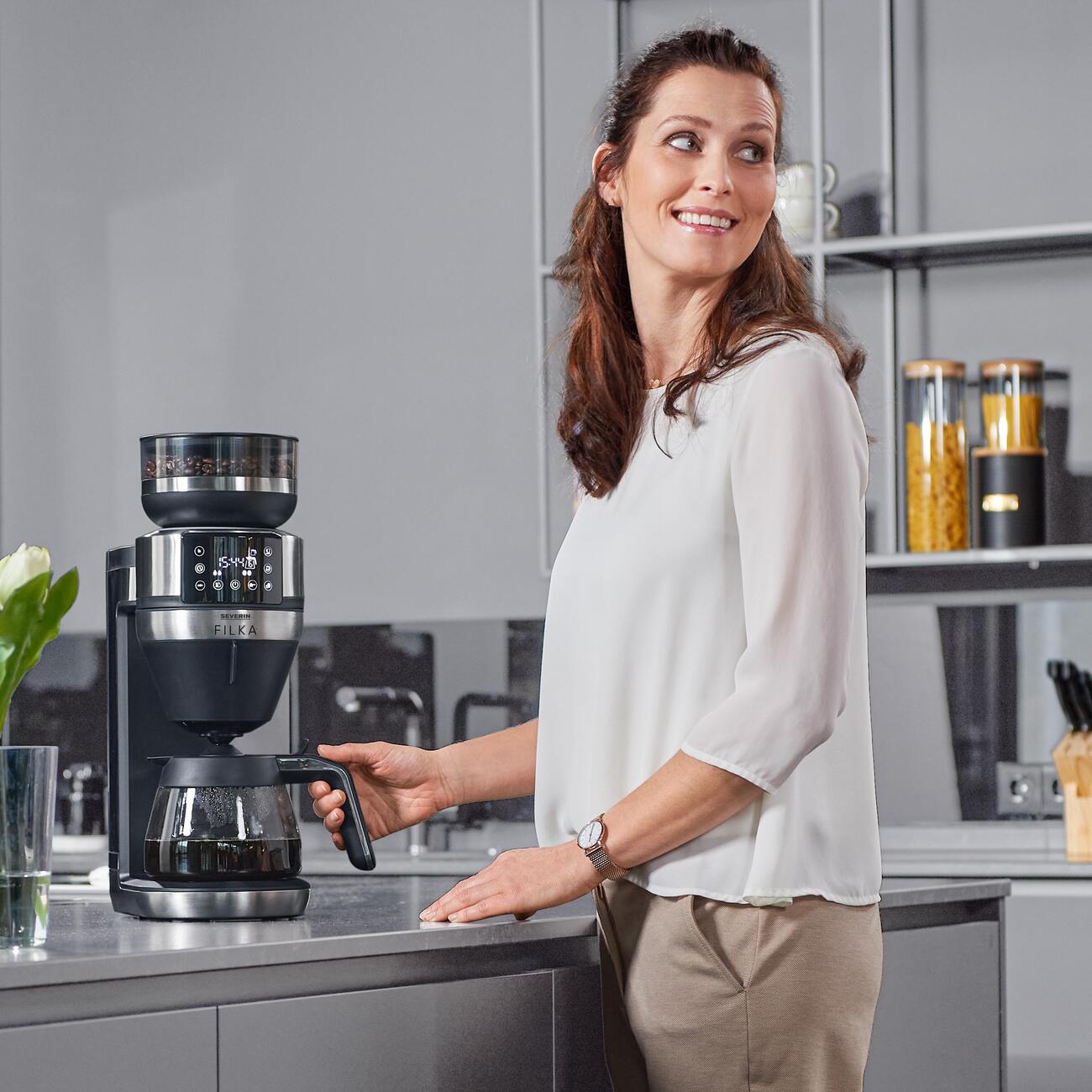 Graef FK 401 Koffiezetapparaat Wit Capaciteit Koppen: 10 Glazen Kan Warmhoudfunctie 2525804