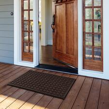 bruin, rechthoekig, 50 x 80 cm Rechthoekige mat van gerecycled rubber, bruin, voor een open voordeur.