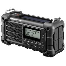 zwart Digitale survivalradio met LCD-display en verschillende knoppen in een schuin perspectief.