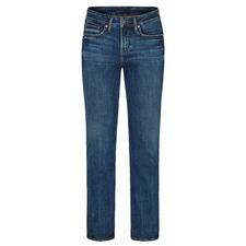 Silver Suki bootcutjeans - De originele Silver jeans met smalle pijpen en stijlvolle bootcut. Voorkant van een Silver Suki bootcut jeans op een witte achtergrond