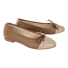 cognac/creme lak Cognackleurige ballerina's met crèmekleurige lakpunt