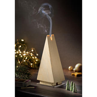 Wierookbrander ‘dennenboom’ Vurenhouten wierookbrander in de vorm van een dennenboom: schitterende kerstversiering in mooi minimalistisch model.