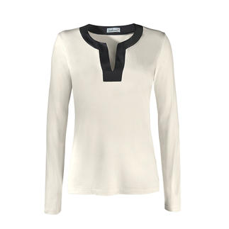 Zijden tuniekshirt in crème met V-hals