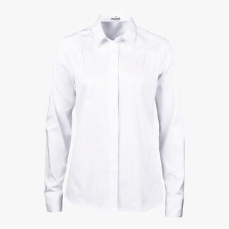 Voorzijde van een witte blouse met kraag en knopen