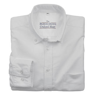 Wit shirt, opgevouwen, met knoopkraag, maat 38 cm.