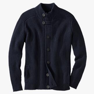 Donkerblauwe Fisherman Raglan vest met knopen en twee zakken.