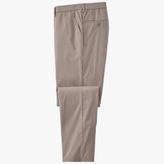Beige Chino-broek vanaf de voorkant.