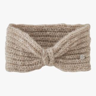 Beige alpaca hoofdband met knoop op een witte achtergrond.