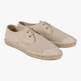 Natuurlijke mesh-zomerschoenen met jute zool, twee paar van voren.