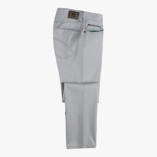 Grijze canvas vijf-pocket broek in zijaanzicht.