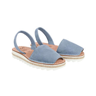 Paar Avarcas de Menorca-sandalen in denim kleur, maat 36