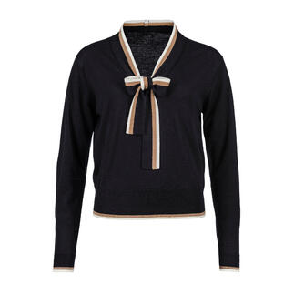 Zwart bindshirt met opvallende kraag en linten.