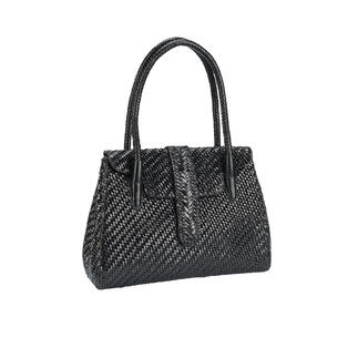 Allan K gevlochten leren tote bag in zwart, staand.