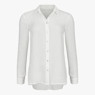 Witte blouse met knopenrij, lange pasvorm en elegante mouwen.