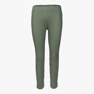 Vooraanzicht van een groene rok uit de Seductive-collectie