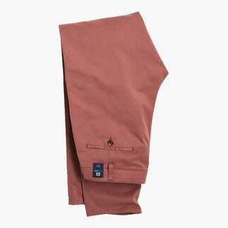 Ingeklapte zalmroze fijn canvas broek.
