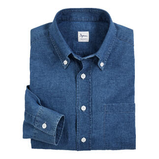 Blauw linnen-denim overhemd, netjes gevouwen