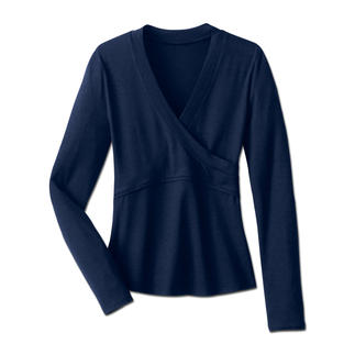 ‘Overslag’-blouse, lange mouw Eindelijk een overslagblouse die perfect zit. Het geheim: een optisch overslageffect–zonder hinderlijke banden
