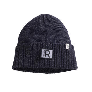 Urban Reflective muts in donkerblauw met gestreept patroon en logo.