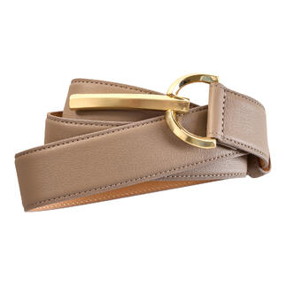 Beige leren riem met gouden gesp.