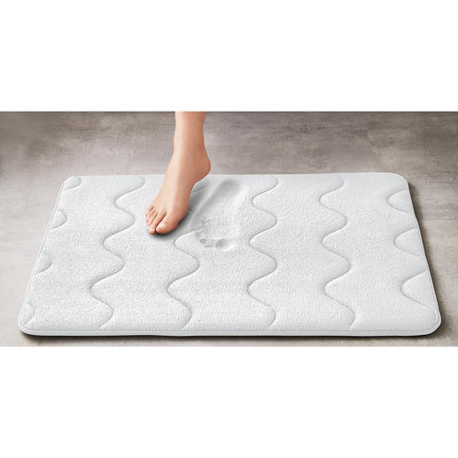 Het traagschuim past zich aan de vorm van uw voet aan en is heerlijk comfortabel. Het traagschuim past zich aan de vorm van uw voet aan en is heerlijk comfortabel.