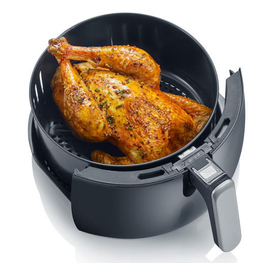 Er is zelfs genoeg plek om een hele kip te grillen. Er is zelfs genoeg plek om een hele kip te grillen.