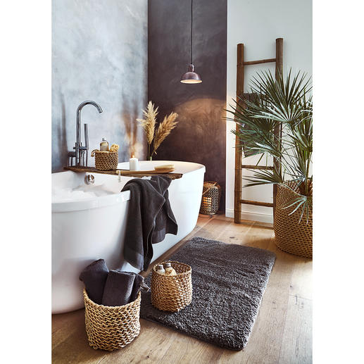 Veelzijdig te gebruiken in het hele huis: als mand voor uw badkameraccessoires, als sierpot voor uw planten en ga zo maar door. Veelzijdig te gebruiken in het hele huis: als mand voor uw badkameraccessoires, als sierpot voor uw planten en ga zo maar door.