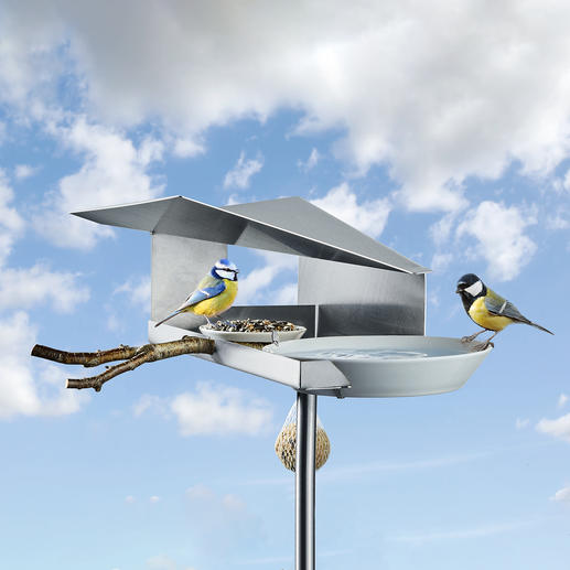 Design-vogelvoederhuisje Beschermt het voer als het regent en vult tegelijkertijd de drinkbak.