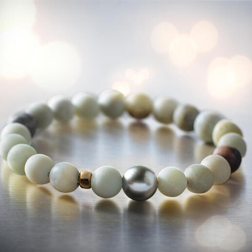 Amazonietarmband met Tahiti-parel op een zilveren ondergrond