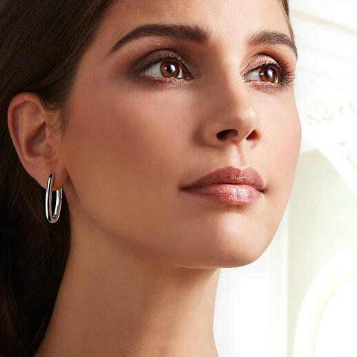 De subtiele oorringen van sterlingzilver 925 zijn heel geschikt voor uw dagelijkse outfit. De subtiele oorringen van sterlingzilver 925 zijn heel geschikt voor uw dagelijkse outfit.