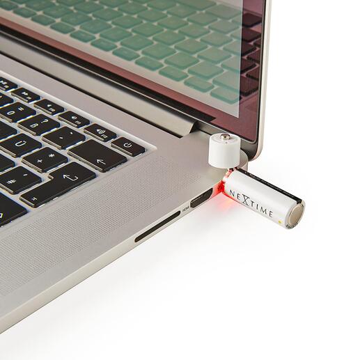 Gemakkelijk op te laden via de USB-poort – zonder oplader en zonder kabel.