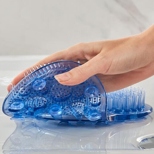18 zuignappen fixeren de voetborstel in de douchebak of op de rand van het bad.