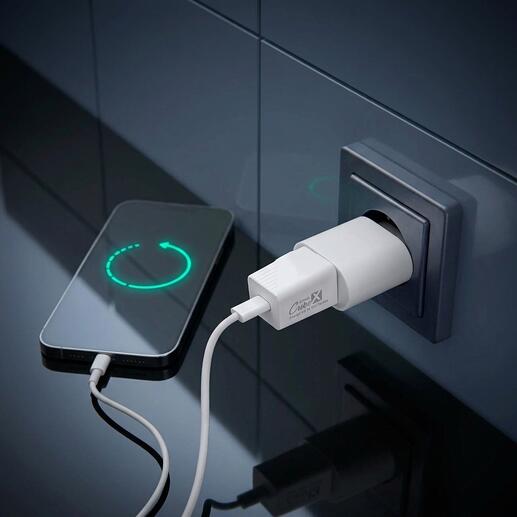 iXflash Cube oplader aangesloten op een smartphone.