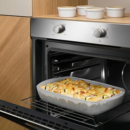 Anti-aanbak glazen ovenschaal met ovenschotel in de oven