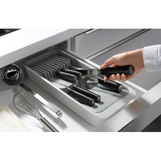 Compacte messenorganizer met verschillende keukenmessen.