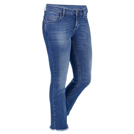 Liu Jo bottom up cropped-jeans ‘Better Denim’ Het beproefde Liu-Jo-lifteffect – voor het eerst gemaakt van ecologisch duurzaam denim.