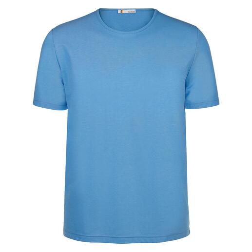 Hemelsblauw T-shirt voor heren, eenvoudig gepresenteerd op een tafel.