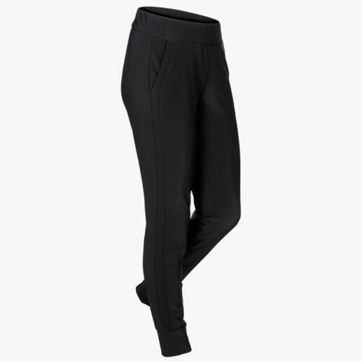 Stehmann verzorgde thermo-joggingbroek Thermobroek in modieus joggingbroekmodel: aangenaam warm en heerlijk comfortabel.