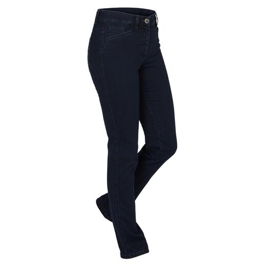 Donkerblauwe jeans in slim-fit met voorzakken.