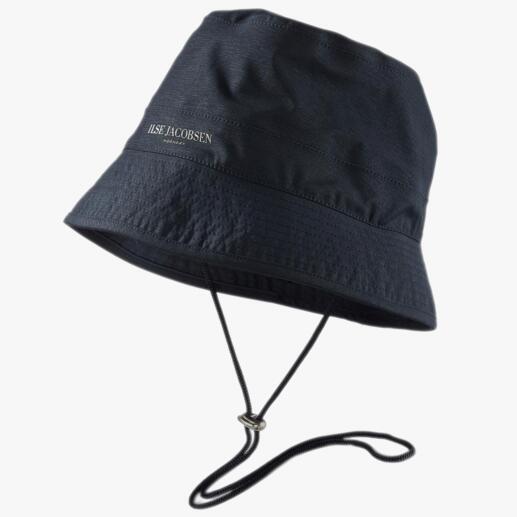 Ilse Jacobsen kort regenjack of bucket hat Modieus, minimalistisch en 100% weerbestendig. Het korte regenjack met bijpassende bucket hat.