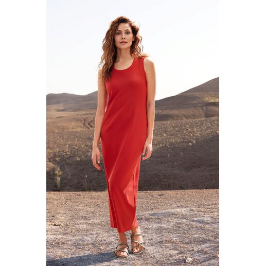 Mouwloze kofferkleed in karmijnrood, lang.