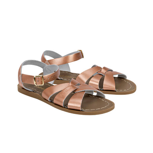 Elegante Salt-Water leren sandalen in roségoud met smalle bandjes.