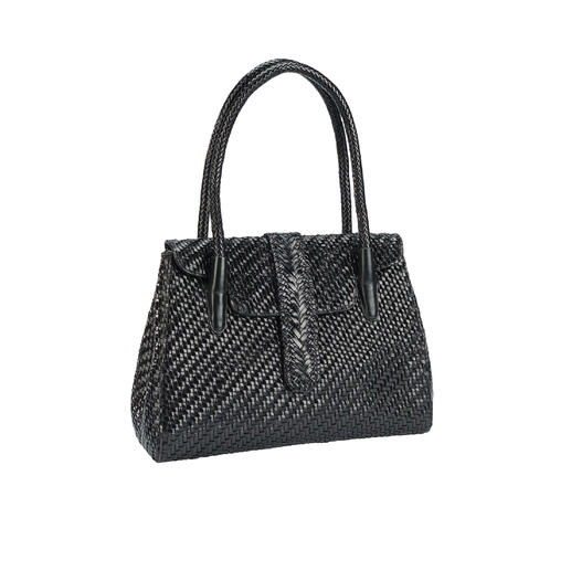 Allan K gevlochten leren tote bag in zwart, staand.