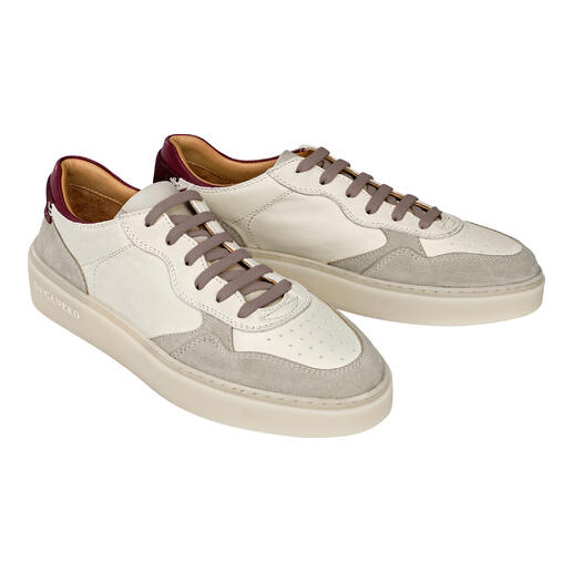 Twee beige Ducanero® Basic-Edel sneakers, naast elkaar op een witte achtergrond.
