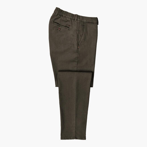 Zijaanzicht van een olijfgroene Brax winter chino, maat 25.