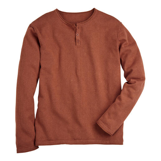 Roodbruine Ragman trui met ronde hals en lange mouwen.