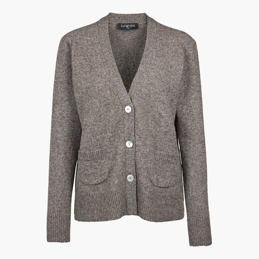 Grijs-bruin yak cardigan met drie knopen en zakken.