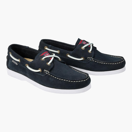 Marineblau dames bootsschoen in maat 36 met klassiek ontwerp.