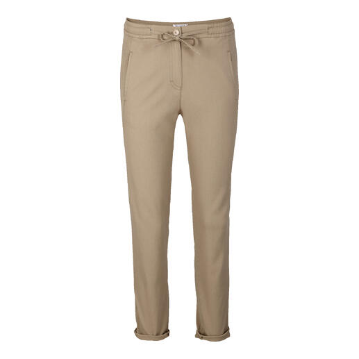 Beige joggingsbroek van panamastof met elastische taille.