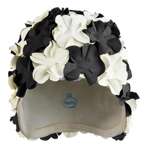 Bloemen badmuts in zwart en wit, detailopname van de bloemen.